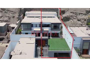 Casa En Venta En La Urb. El Sol De La Molina, Et. 3