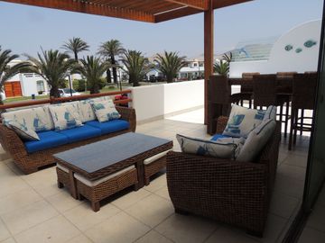Venta espectacular casa de playa en las Lagunas de Puerto Viejo con 8 dorm