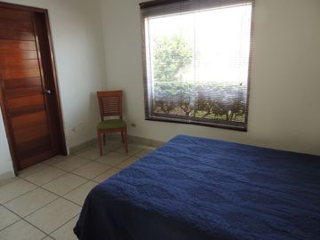 Venta espectacular casa de playa en las Lagunas de Puerto Viejo con 8 dorm