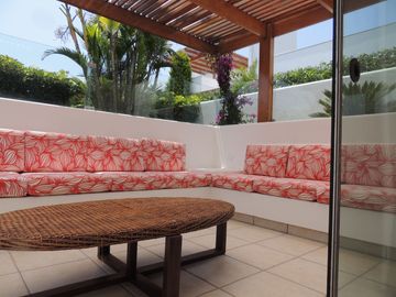 Venta espectacular casa de playa en las Lagunas de Puerto Viejo con 8 dorm