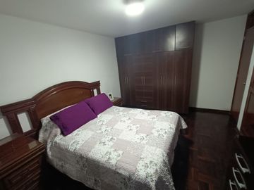 🏡 ¡ALQUILO DEPARTAMENTO CON 3 DORMITORIOS CON VISTA INTERNA DENTRO DE CONDOMINIO