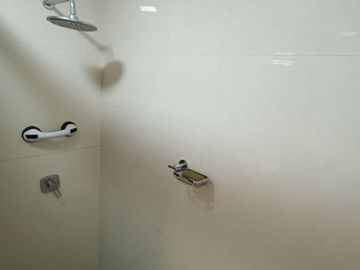 🏡 ¡ALQUILO DEPARTAMENTO CON 3 DORMITORIOS CON VISTA INTERNA DENTRO DE CONDOMINIO