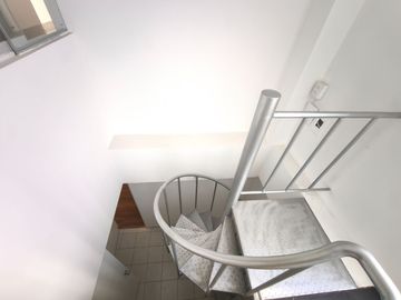 Venta de Dúplex en primer piso con terraza – Miraflores