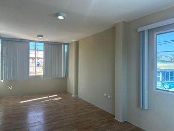 VILLAMIL PLAYAS VENDO CASA CON DORMITORIOS EN PLANTA BAJA Y SALIDA AL MAR