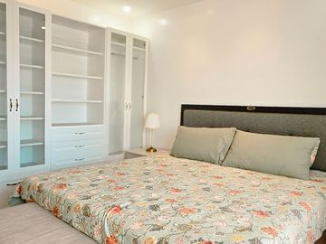 FOR SALE: 59th Floor, The Royalton at Capitol Commons, 2 Bedroom Unit with Parking