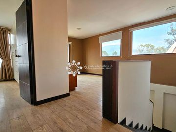 En venta Casa en Chaullabamba, de 4 dormitorios, Cuenca Ecuador