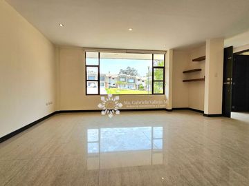 En venta Casa en Chaullabamba, de 4 dormitorios, Cuenca Ecuador