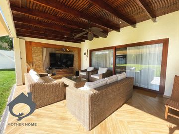 Casa Mediterránea en Venta – Condominio El Refugio 1, Piedra Roja, Chicureo