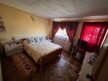 Se Vende Amplia Casa $140.000.000 en Pedro Aguirre Cerda