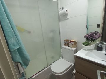VENDO EXCELENTE DEPARTAMENTO ESTILO MARIPOSA EN BARRIO ALAMEDA DE TALCA