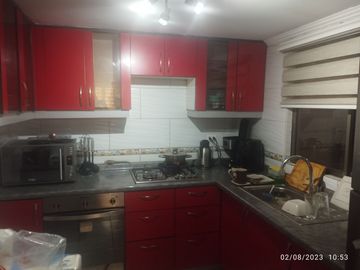 SE VENDE CASA 3 DORMITORIOS, VILLA REY DEL SOL, MAIPÚ.