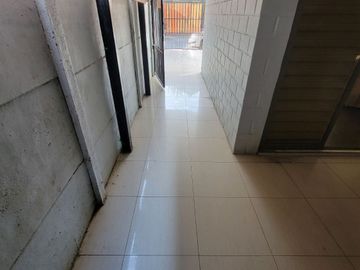 SE VENDE CASA 3 DORMITORIOS, VILLA REY DEL SOL, MAIPÚ.