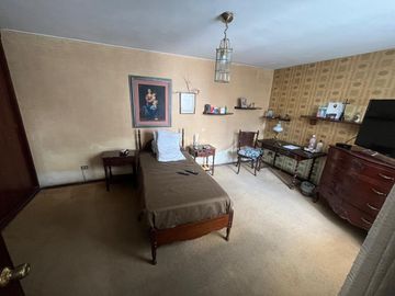 Oportunidad Única ¡¡ Venta De Casa En Santiago Surco, Límite Con Miraflores /Excelente Ubicación Para Proyecto Inmobiliario