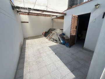 Oportunidad Única ¡¡ Venta De Casa En Santiago Surco, Límite Con Miraflores /Excelente Ubicación Para Proyecto Inmobiliario