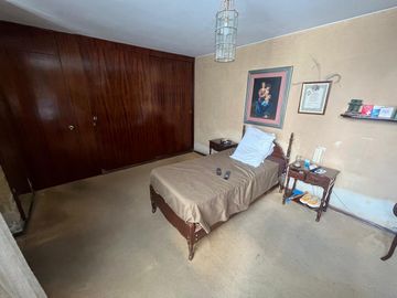 Oportunidad Única ¡¡ Venta De Casa En Santiago Surco, Límite Con Miraflores /Excelente Ubicación Para Proyecto Inmobiliario