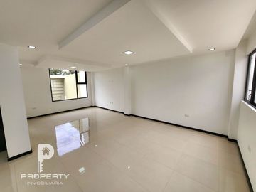 NO EN CONJUNTO Casa CRÉDITO VIP 3 dormitorios Valle de los Chillos Inchalillo INDEPENDIENTE