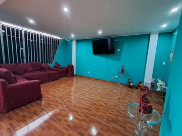 🚨 VENDO CASA DE 3 PISOS + AZOTEA EN LOS OLIVOS DE PRO