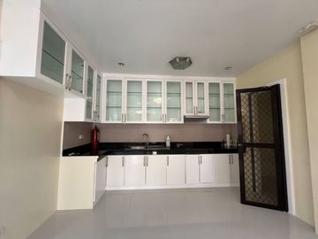 Semi- Furnished 4 Bedroom For Sale at South City Homes, Talisay