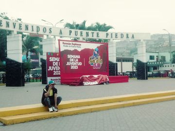 ALQUILO LINDA OFICINA CONSULTORIO FRENTE A HOSPITAL 22m2 PISO 3 PUENTE PIEDRA