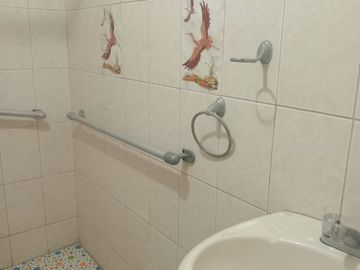 ALQUILO OFICINA CONSULTORIO 17M2 con BAÑO PPLAZA ARMAS Puente Piedra PISO2 Múdate, crece Ya!