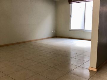 CASA en VENTA en LOMAS DEL MARMOL, muy cerca de IMSS La Margarita y CLUB BRITANIA La Calera, Puebla
