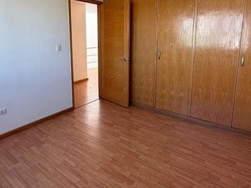 CASA en VENTA, Fracc. ALTA VISTA, acceso sobre Periférico Ecológico, frente a La Vista. Zona Angelópolis, San Andrés Cholula