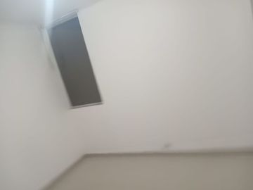 ALQUILO OFICINA 201 PLAZA DE ARMAS DE Puente Piedra 10m2 PISO2