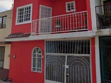 VENTA DE CASA EN FRACC VILLAS DE LA HACIENDA, CELAYA, GUANAJUATO.