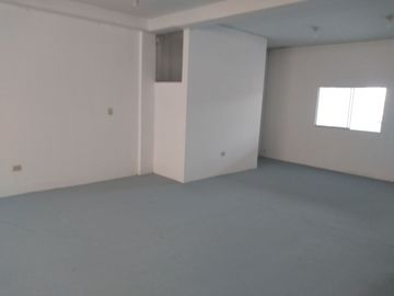 ALQUILO LOCAL MUY GRANDE 216M2 PISO 3 TRES, EN AV LOS ANGELES ATE EMPRESARIOS GAMARRA
