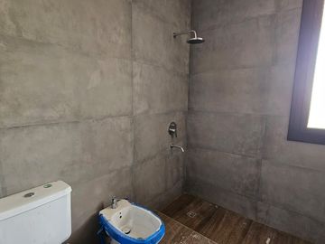 VÓRTICE INMOBILIARIA VENDE DÚPLEX EN BARRIO MILCAYAC I