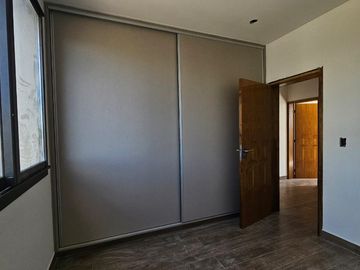 VÓRTICE INMOBILIARIA VENDE DÚPLEX EN BARRIO MILCAYAC I