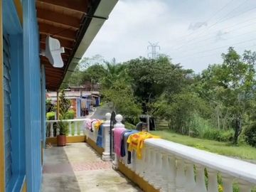 VENDO ESTA DIVINA FINCA, BIEN BARATA, EN BARBOSA ANTIOQUIA