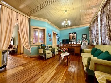 SAN FELIPE - VENDE CASA 6D 2B EN PLENO CENTRO