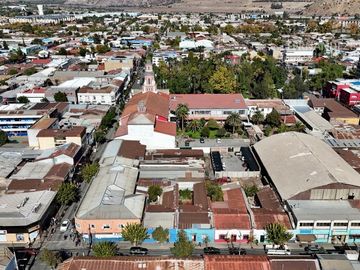 SAN FELIPE - VENDE CASA 6D 2B EN PLENO CENTRO