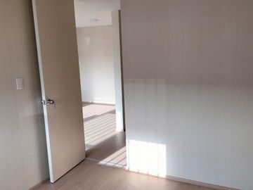 OFICINA A PUERTA CERRADA