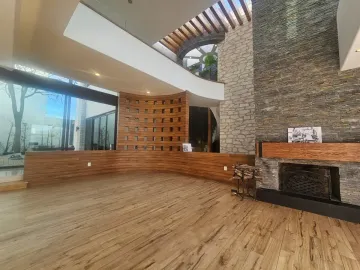 CASA EN VENTA LUXURY EN JURIQUILLA CON ALBERCA Y ESPECTACULARES VISTAS AL LAGO, QUERÉTARO