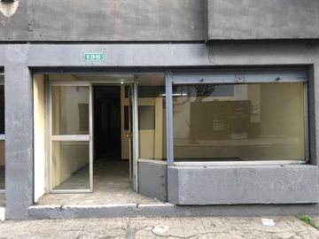 Edificio en Venta, Versalles y Las Casas esquina. Sector Centro Norte