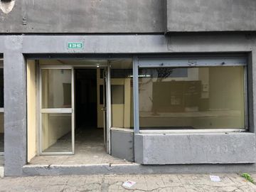 Edificio en Venta, Versalles y Las Casas esquina. Sector Centro Norte