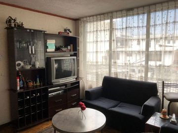Edificio en Venta, Versalles y Las Casas esquina. Sector Centro Norte