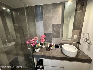 Cumbres del Lago departamento de 2 recamaras en VENTA QH835