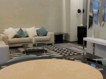 MODERNO DEPARTAMENTO 3 DORMITORIOS CON  JARDIN - PRIMER PISO- SURCO