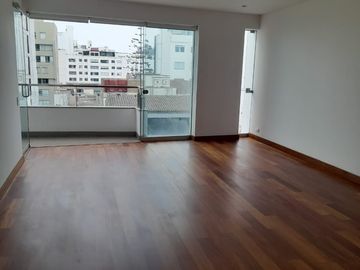OPORTUNIDAD MUY CENTRICO CERCA A TODO