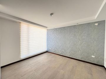 VENDO / ARRIENDO LINDA CASA EN CONJUNTO CUMBAYA