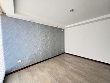 VENDO / ARRIENDO LINDA CASA EN CONJUNTO CUMBAYA