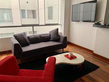 VENTA DPTO EN AV LA PAZ, MIRAFLORES, 2 DORMITORIOS