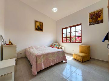 🏡✨ EN VENTA: HERMOSA CASA CON HUERTO EN SANTA CRUZ DE FLORES – MALA, CAÑETE 🌿🍇