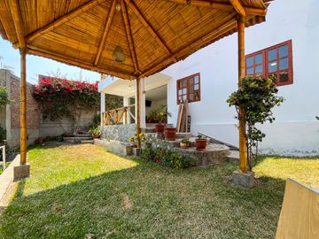 🏡✨ EN VENTA: HERMOSA CASA CON HUERTO EN SANTA CRUZ DE FLORES – MALA, CAÑETE 🌿🍇
