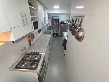 SE VENDE DEPTO. REMODELADO, EDIF. MONTE ACONCAGUA, CONCEPCIÓN