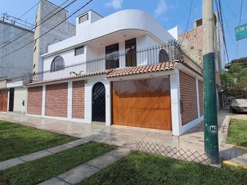 Casa en Alquiler - San Francisco de Asís - Surco