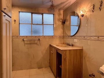 VENTA EXPECTACULAR CASA EN EL BARRIO LA SOLEDAD BOGOTÁ